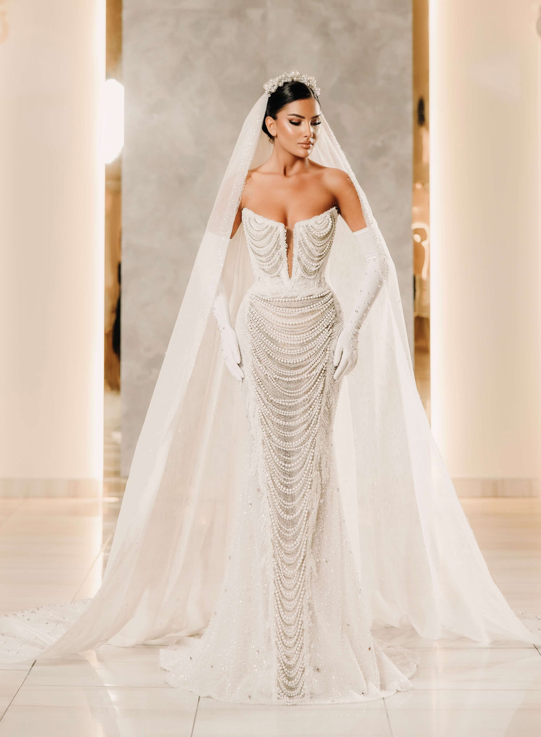 LUXURY BEADED WEDDING DRESS XS LUXURY BEADED WEDDING DRESS XS