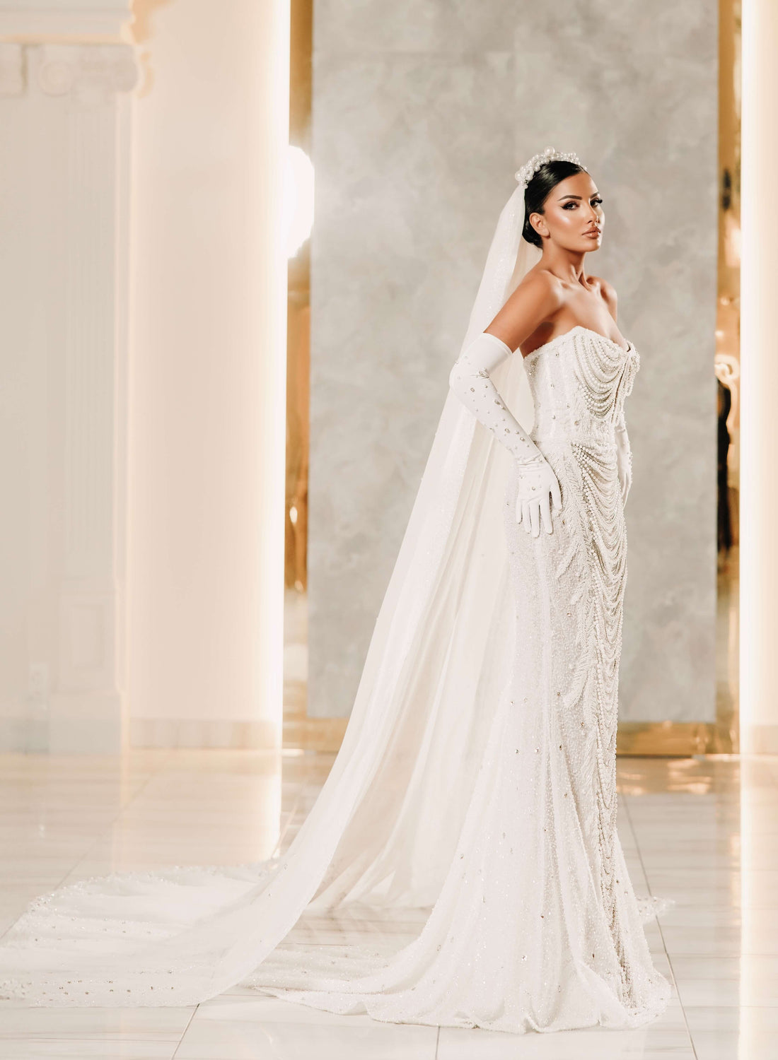 LUXURY BEADED WEDDING DRESS XS LUXURY BEADED WEDDING DRESS XS