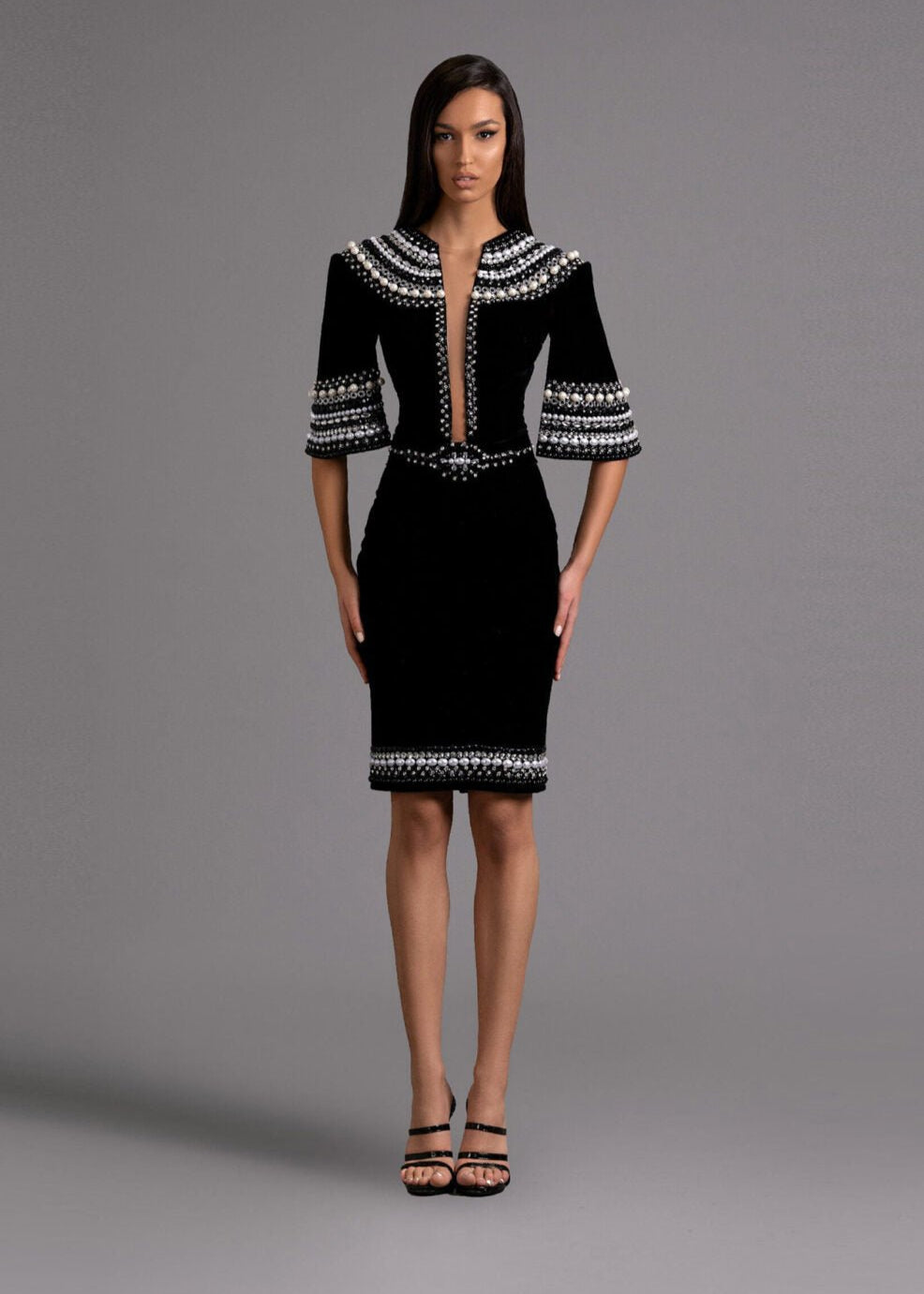 Elegant Black Cocktail Dress with Embellished Trim - Shop Now XL Elegant Black Cocktail Dress with Embellished Trim - Shop Now XL