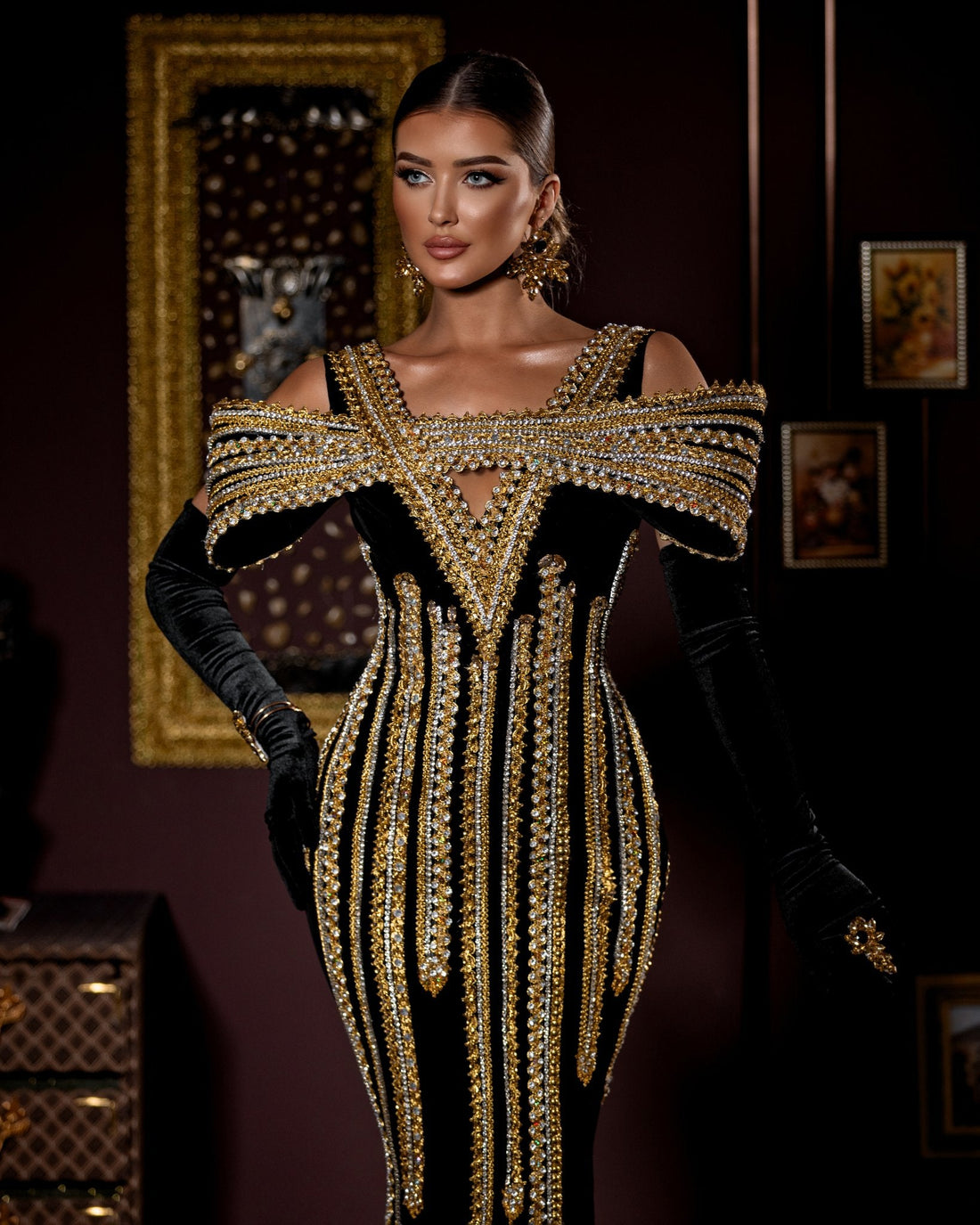 Regal Radiance: The Gold-Infused Noir Elegance Gown