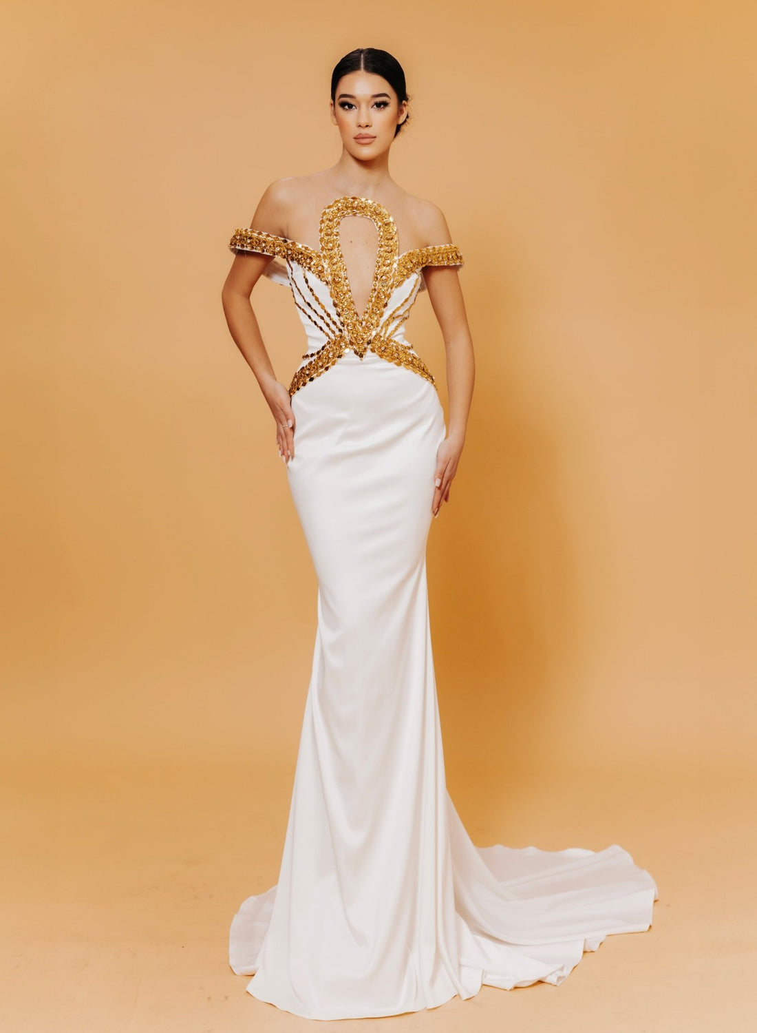 White Satin Mermaid Dress with Gold EMBLISHEMENTS XXL White Satin Mermaid Dress with Gold EMBLISHEMENTS XXL
